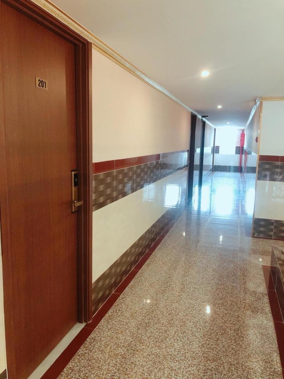 Nhan Duc Hotel Ho Chi Minh City Exterior photo